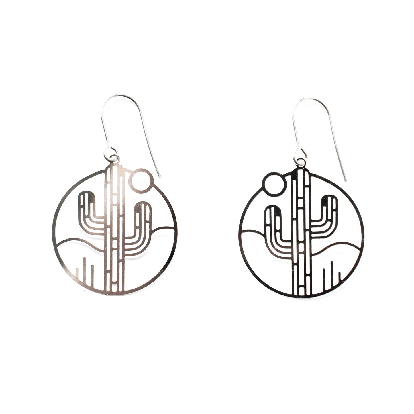Metallic Saguaro Scenery Dangling Earrings