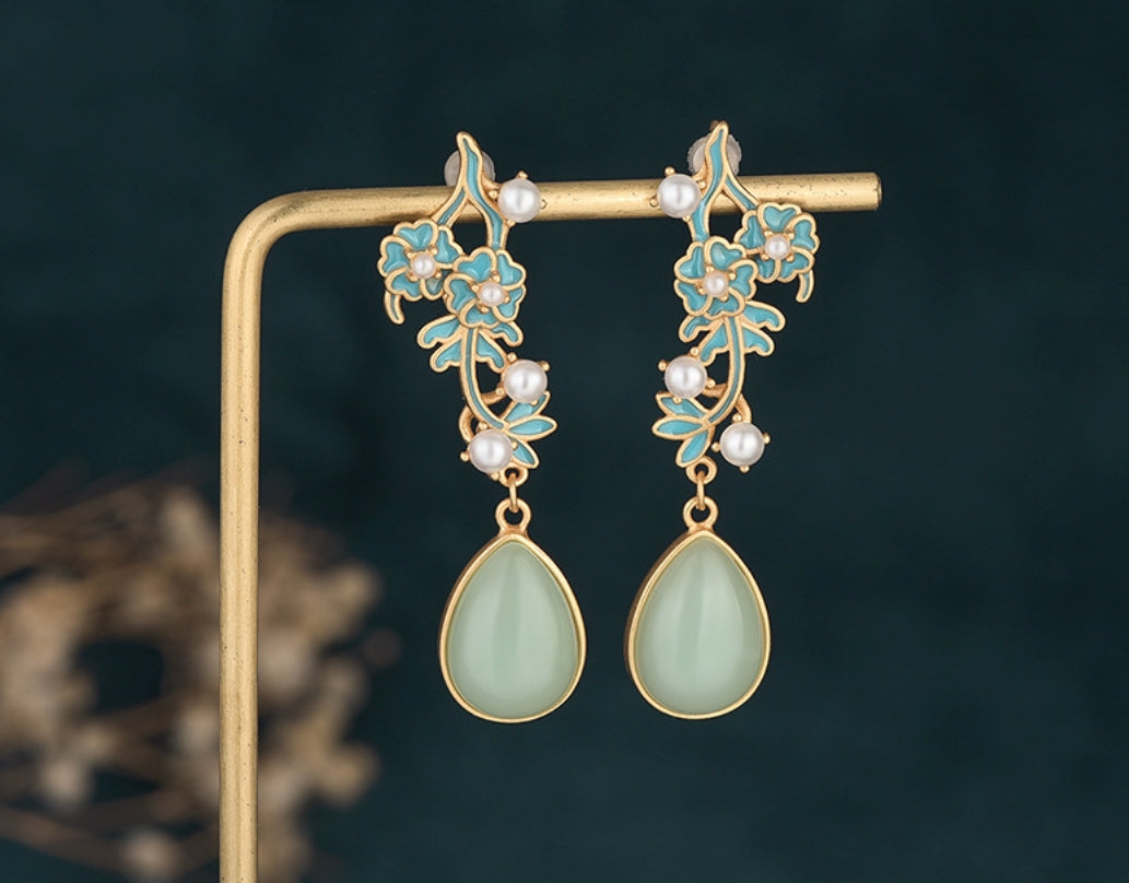 Elegant Pearls On Enamel Flowers Earrings