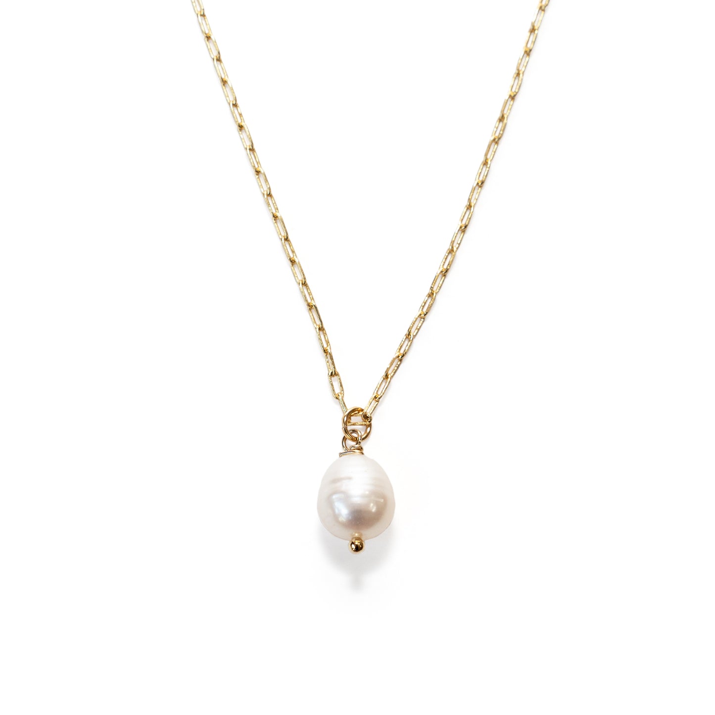 Simple Pearl Pendant Necklace