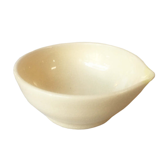 Bowl with spout